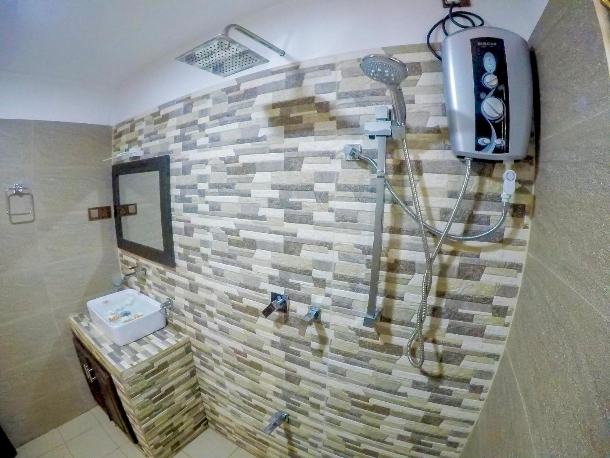 The Nook Hotel Hikkaduwa Bagian luar foto